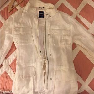 NWT gap safari like cream jacket